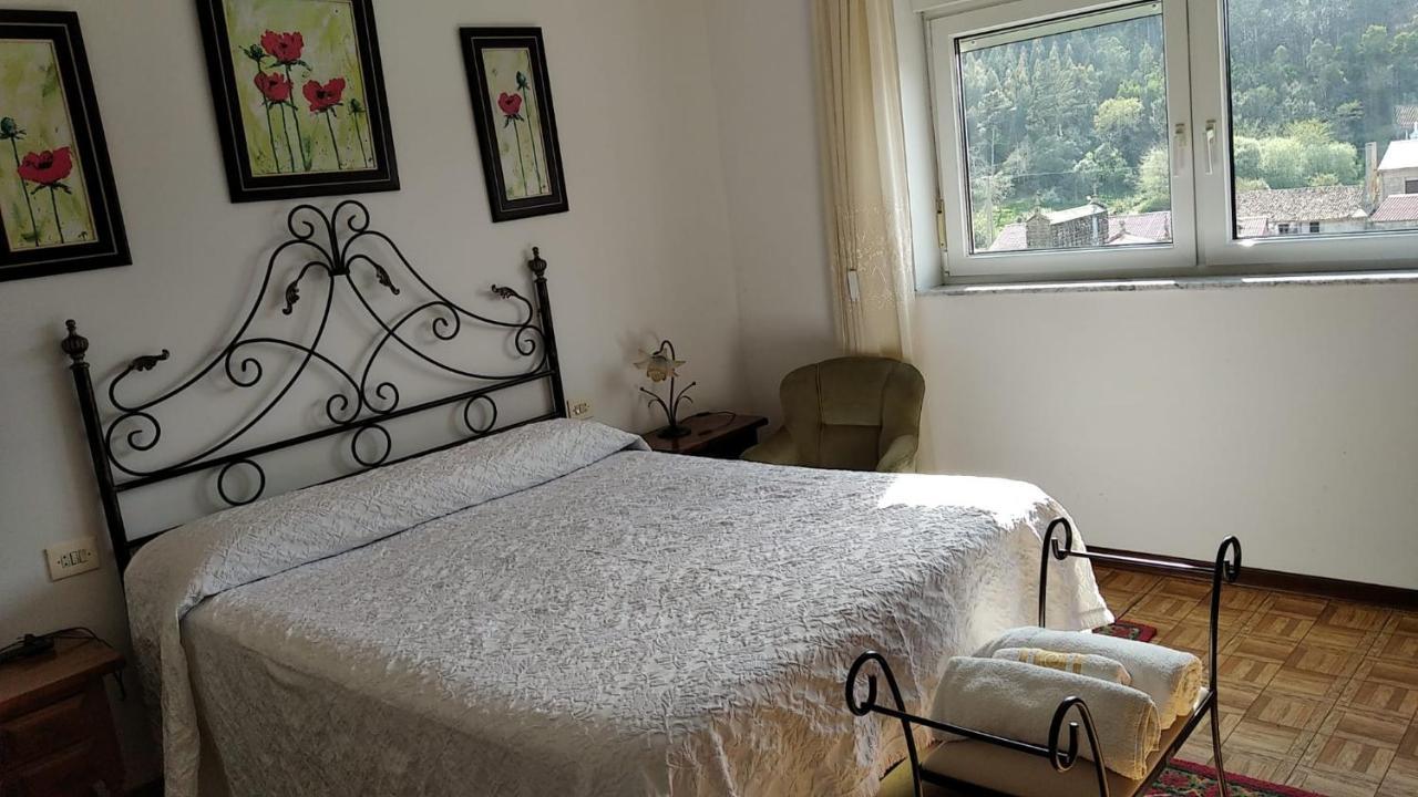 Casa Divina Elias Sixto Pampin Apartment Cee Ngoại thất bức ảnh